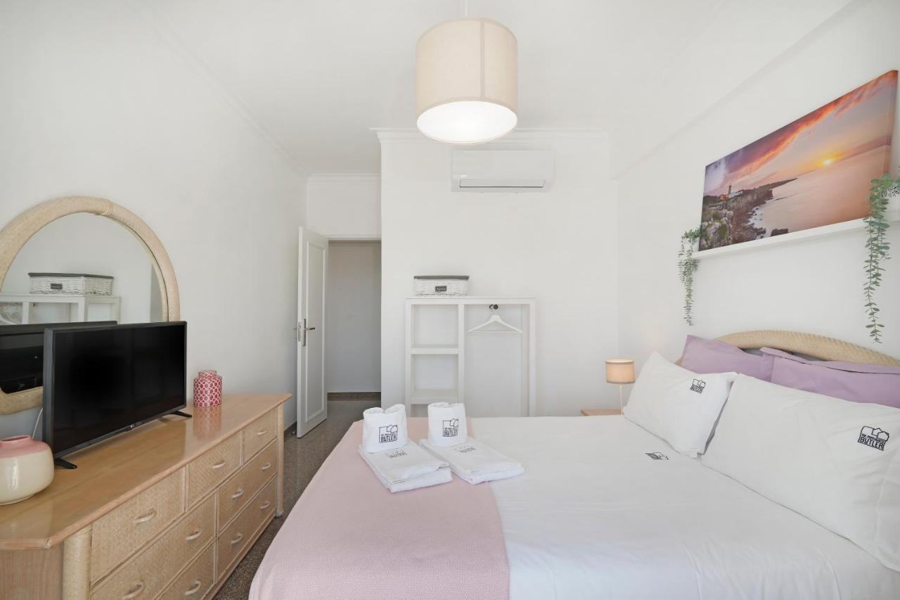 Costa Beach Apartment By The Portuguese Butler Costa da Caparica Extérieur photo