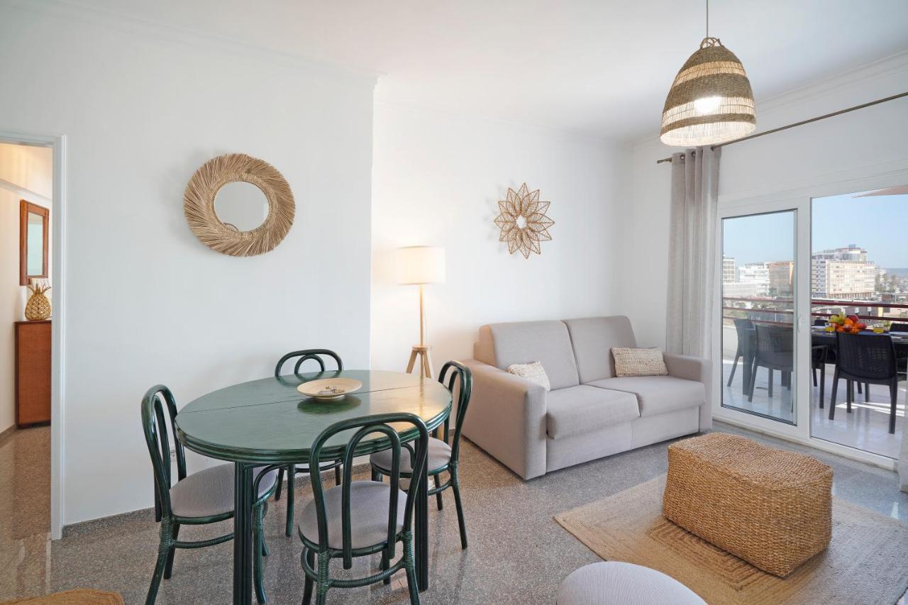 Costa Beach Apartment By The Portuguese Butler Costa da Caparica Extérieur photo